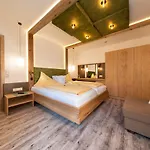 Sporthof Austria 3*