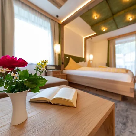 Szálloda Sporthof Austria 3*